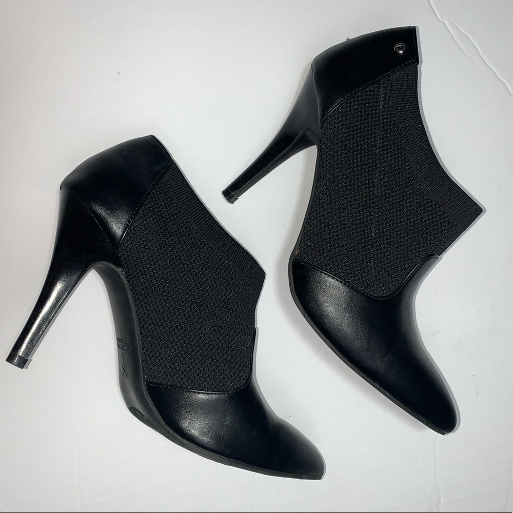 Simply Vera Vera Wang Black Booties